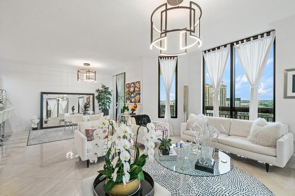 Interior, Living room, Pendant Lights