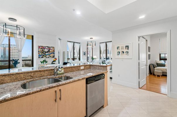 Interior, Kitchen, Recessed Lighting