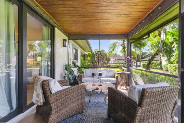 Interior, Living room, Sun Room, Wooden Ceilings