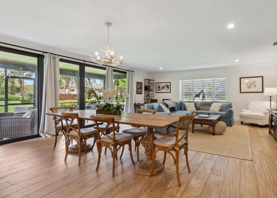 Chandelier, Dining room, Interior, Living room, Recessed Lighting, Wood Texture Flooring