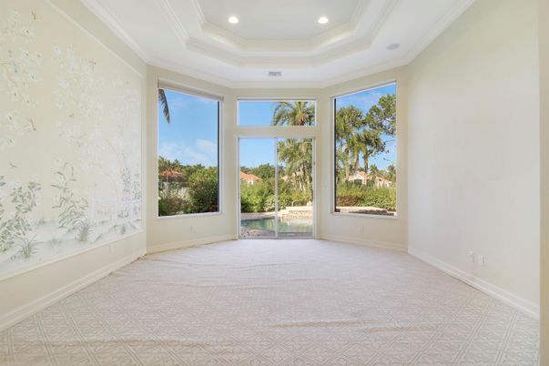 Empty room, Interior, Recessed Lighting