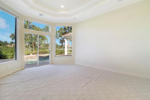 Empty room, Interior, Recessed Lighting