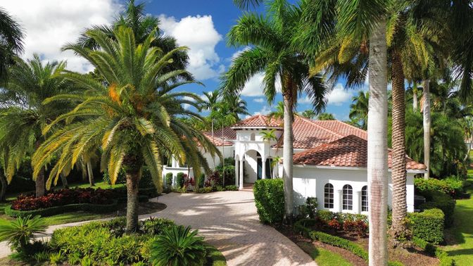Exterior, Facade, Spanish Mediterranean