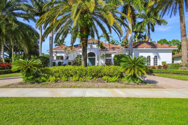 Backyard, Exterior, Facade, Spanish Mediterranean