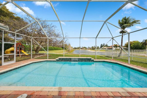 Glass Ceilings, Interior, Pool, Sun Room, Water