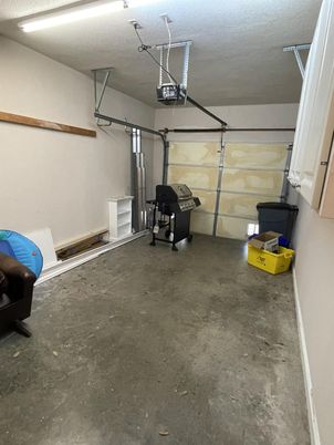 Garage, Interior