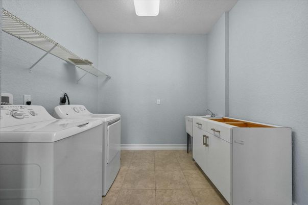 Interior, Washer