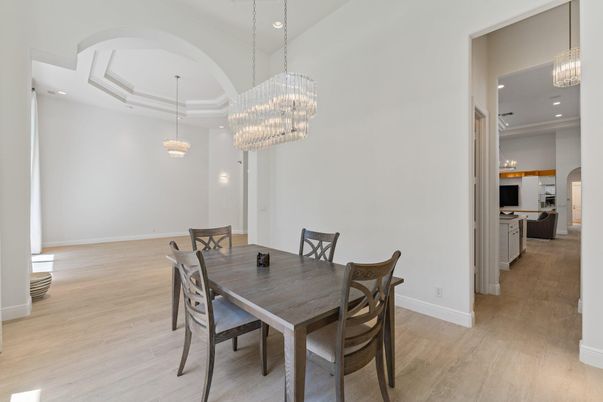 Chandelier, Dining room, Interior, Pendant Lights, Recessed Lighting, Wood Texture Flooring