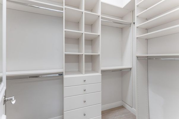 Interior, Walk-in Closets