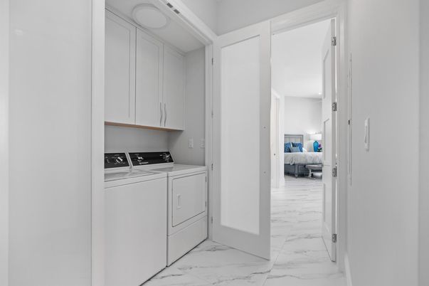 Bedroom, Interior, Marble, Utility Closets, Washer