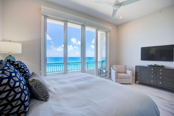 Bedroom, Interior, Recessed Lighting, Water