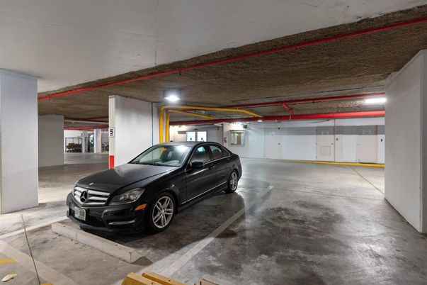 Garage, Interior