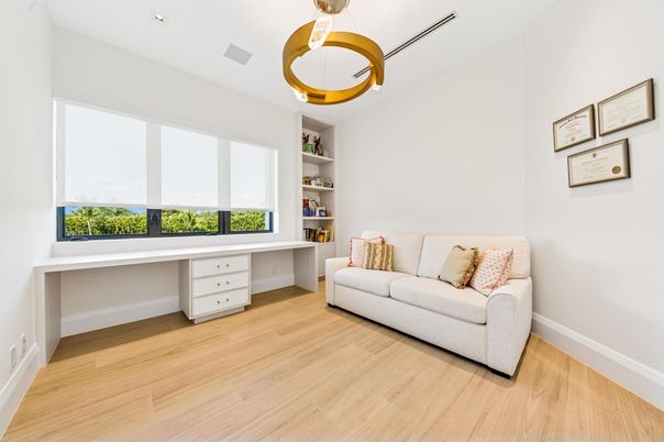 Interior, Pendant Lights, Recessed Lighting, Wood Texture Flooring