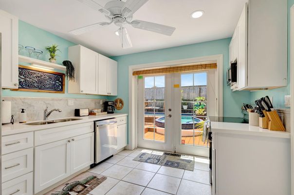 Interior, Kitchen, Recessed Lighting