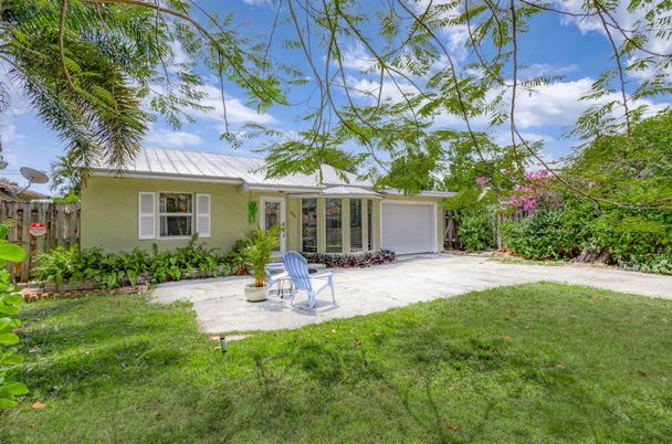Attached, Backyard, Exterior, Facade, Ranch