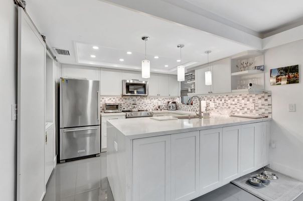 Interior, Kitchen, Pendant Lights, Recessed Lighting, Stainless Steel Appliances