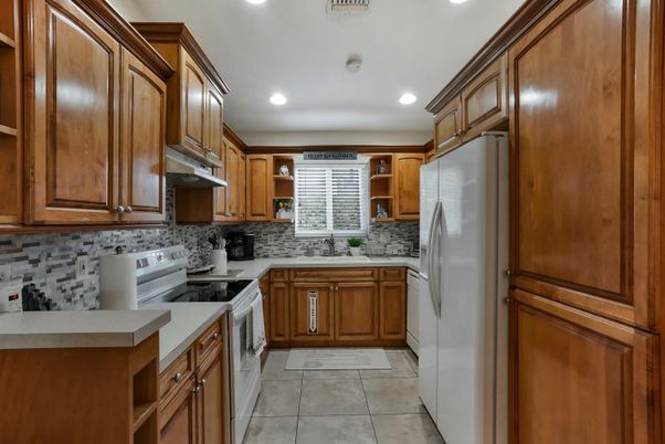 Interior, Kitchen, Recessed Lighting