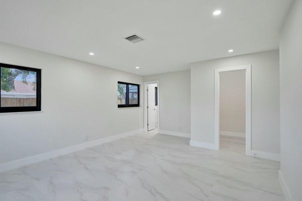 Empty room, Interior, Marble, Recessed Lighting