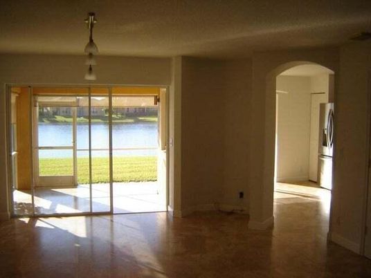 Empty room, Interior, Kitchen, Water, Wood Texture Flooring