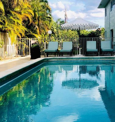 Exterior, Pool