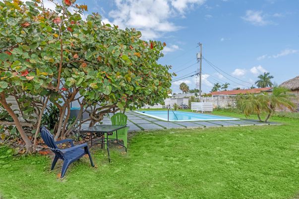 Backyard, Exterior, Pool