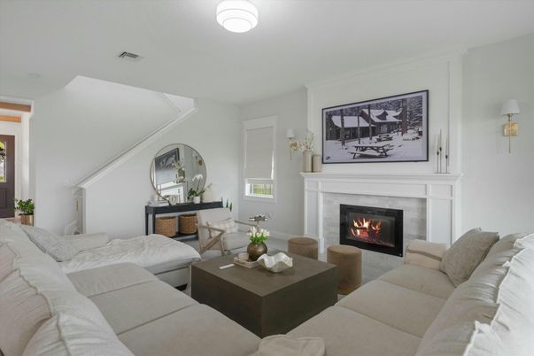 Fireplace, Interior, Living room