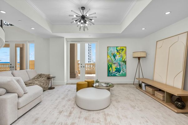 Interior, Living room, Pendant Lights, Recessed Lighting