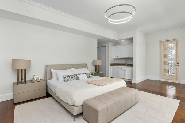 Bedroom, Interior, Pendant Lights, Recessed Lighting, Wood Texture Flooring