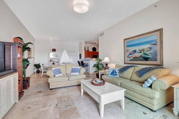 Dining room, Interior, Kitchen, Living room, Recessed Lighting