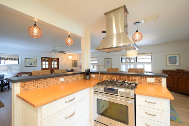 Dining room, Interior, Kitchen, Pendant Lights, Stainless Steel Appliances, Wood Texture Flooring
