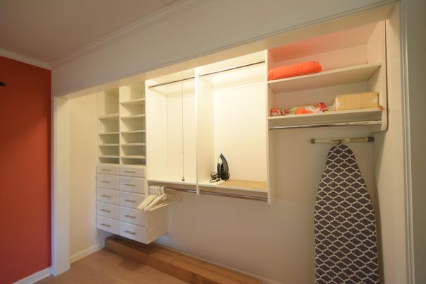 Interior, Walk-in Closets, Wood Texture Flooring