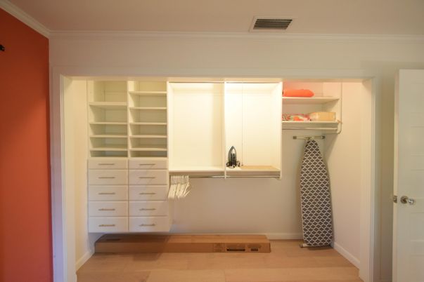 Interior, Walk-in Closets, Wood Texture Flooring