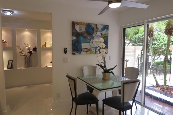 Dining room, Interior