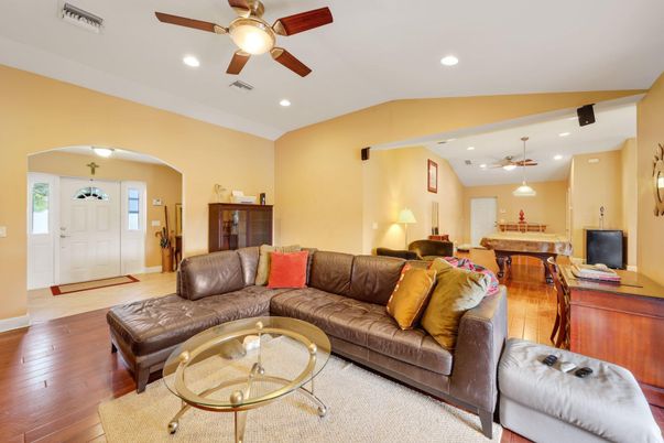 Dining room, Interior, Living room, Recessed Lighting, Wood Texture Flooring