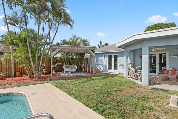 Backyard, Exterior, Pool