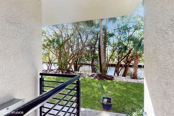 Backyard, Exterior, Water