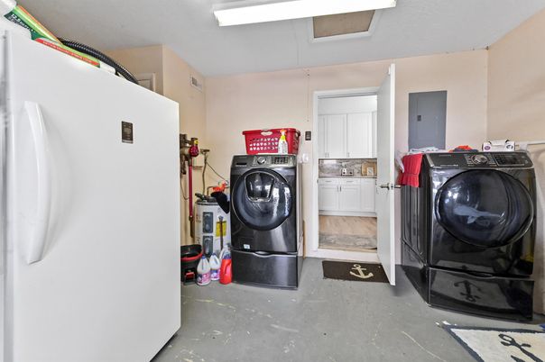 Interior, Washer