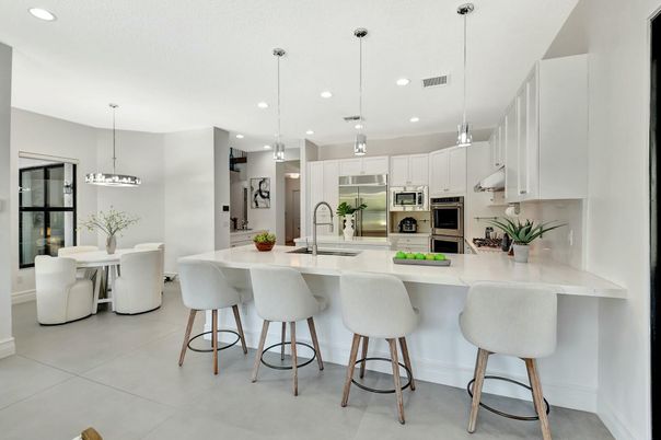 Dining room, Interior, Kitchen, Pendant Lights, Recessed Lighting, Stainless Steel Appliances