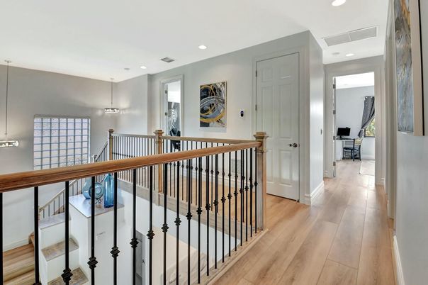 Interior, Pendant Lights, Recessed Lighting, Wood Texture Flooring