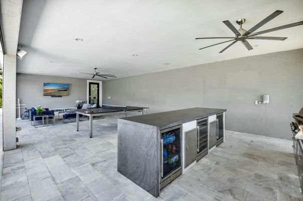 Game Room, Interior, Recessed Lighting