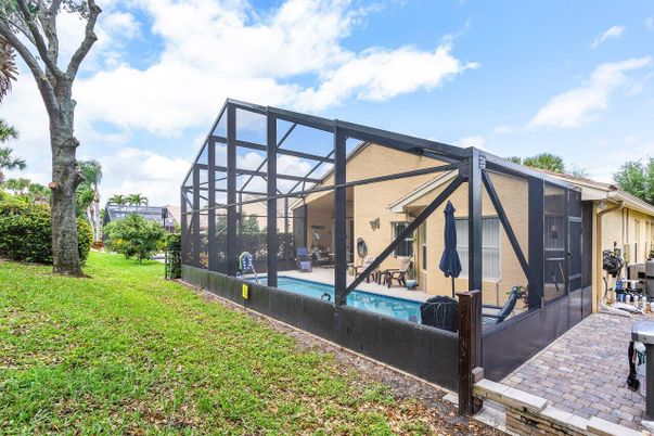 Backyard, Exterior, Pool