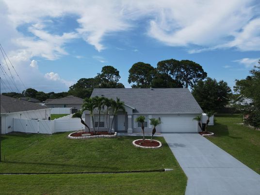 Attached, Backyard, Exterior, Facade, Ranch