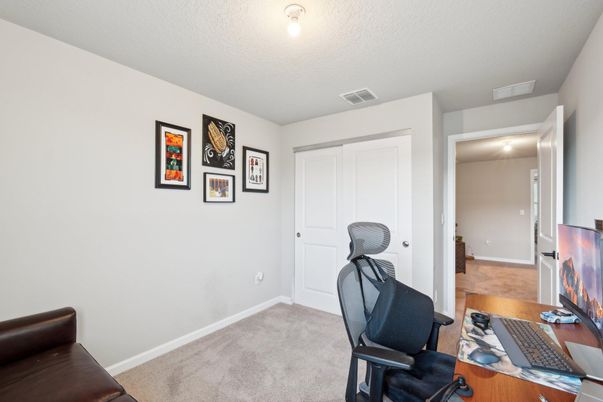 Home Office, Interior