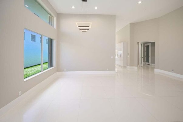 Empty room, Interior, Pendant Lights, Recessed Lighting