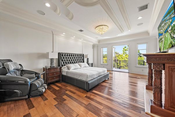 Bedroom, Interior, Recessed Lighting, Wood Texture Flooring