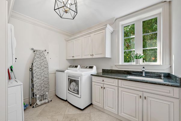 Interior, Washer