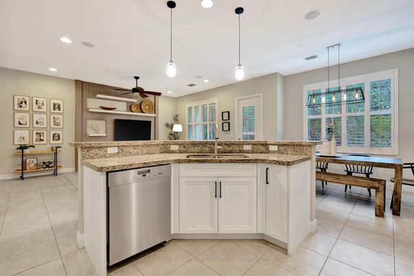 Dining room, Interior, Kitchen, Pendant Lights, Recessed Lighting