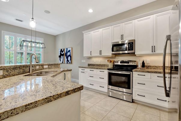Interior, Kitchen, Pendant Lights, Recessed Lighting, Stainless Steel Appliances