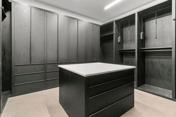 Interior, Recessed Lighting, Walk-in Closets