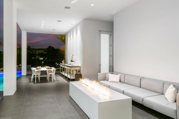 Dining room, Interior, Living room, Recessed Lighting